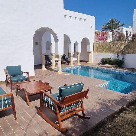 Villa Des Lotophages Aghīr Esterno foto